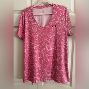 Under Armour Ladies V-Neck Top - Size Large